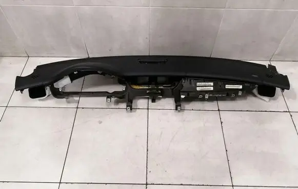 Mercedes-Benz CLS AMG C219 Dashboard A2196800087