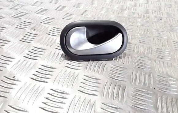Renault Clio III Front door interior handle