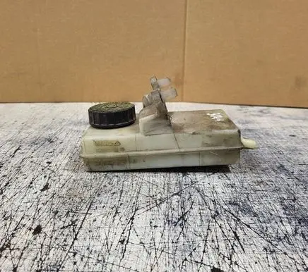 Peugeot Partner Brake fluid reservoir 9680907780