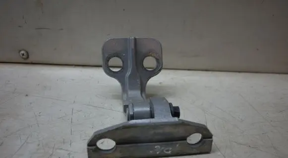 Jaguar XJL Front door lower hinge 8X23F228A65AC