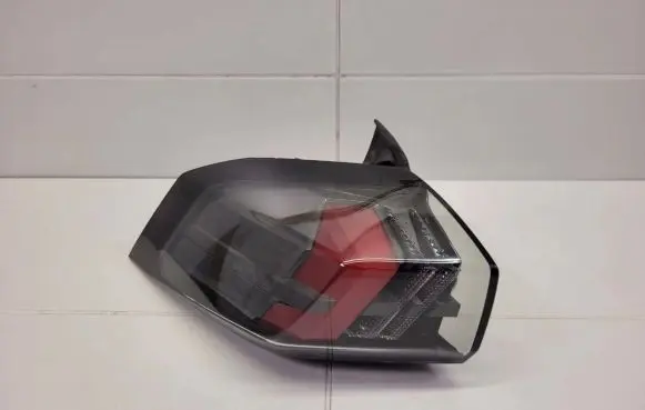 Peugeot 2008 II Rear/tail lights FR2695010201