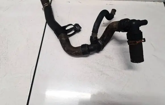 Peugeot 407 Engine coolant pipe/hose 