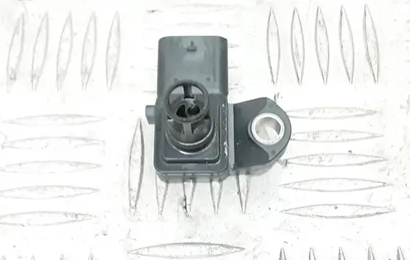 BMW 5 G30 G31 Air pressure sensor 8637900