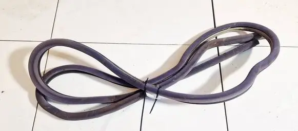 Renault Espace III Rubber seal front coupe door 