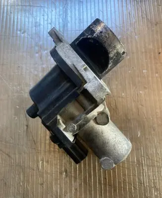 Hyundai Santa Fe EGR valve 284102F000 12B261446