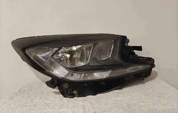 Toyota Aygo X Headlight/headlamp 0H31