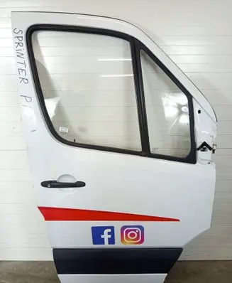 Mercedes-Benz Sprinter W906 Front door DRZW906BIALPP