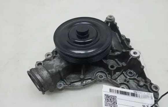 Mercedes-Benz C W204 Water pump A2722010601