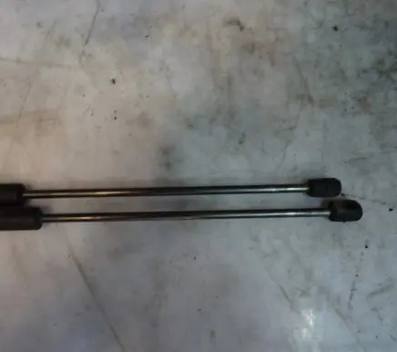 Ford Focus ST Shock absorber/damper mounting bracket BM51-A406A10-AE