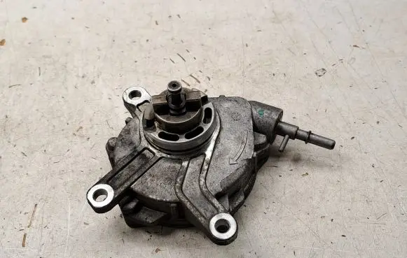Toyota Corolla Verso AR10 Vacuum pump 293000R010