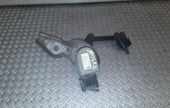 Headlight/headlamp level sensor