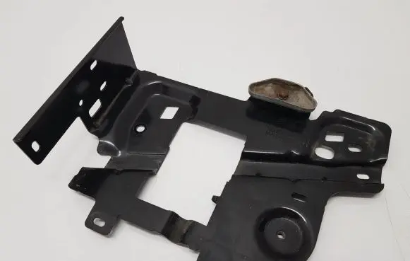 Opel Crossland X Battery tray 9806487180 980648718001
