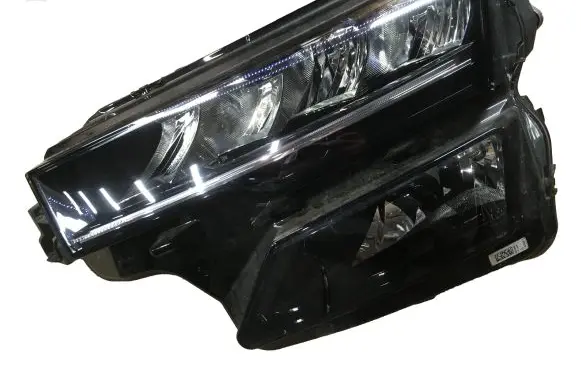 Skoda Karoq Headlight/headlamp 57B941009 0022563506