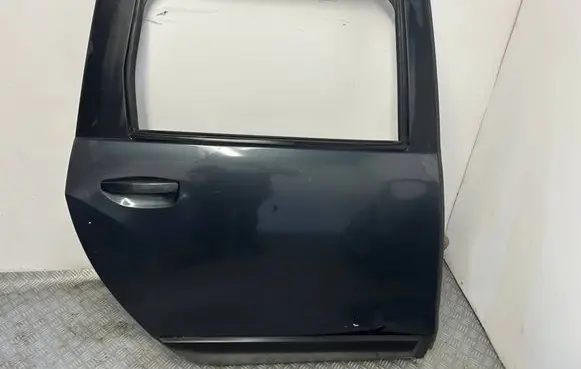 Dacia Lodgy Rear door