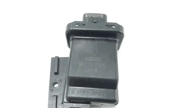 Subaru Legacy Sensor 8999130050
