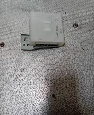 Renault Koleos I Other control units/modules 28550JY00A 8206