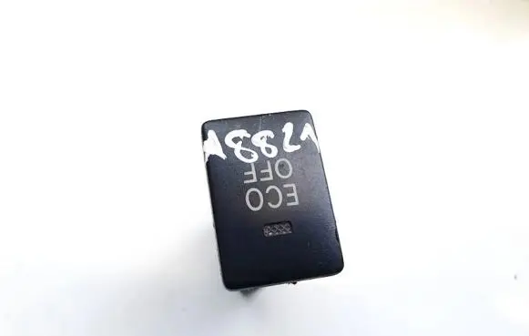 Toyota Urban Cruiser (XP110) Other switches/knobs/shifts 15a977