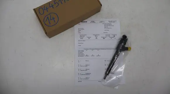 Opel Corsa D Fuel injector 0445110183