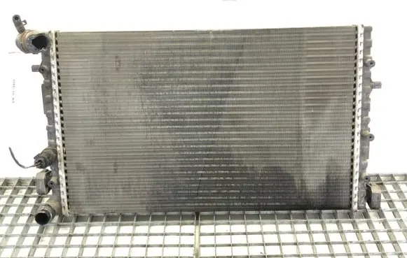 Skoda Fabia Mk1 (6Y) Coolant radiator 6Q0121253L
