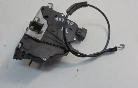 Opel Corsa D Front door lock 13258271
