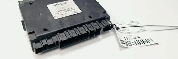 Volkswagen Phaeton Central body control module 3D0937049E