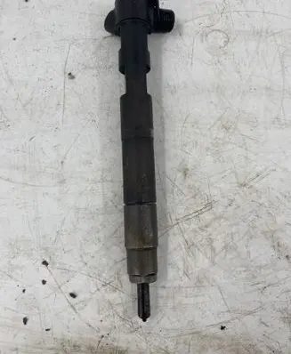 Mercedes-Benz Sprinter W906 Fuel injector A6510700587