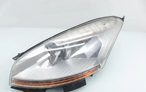 Citroen C4 I Picasso Headlight/headlamp 