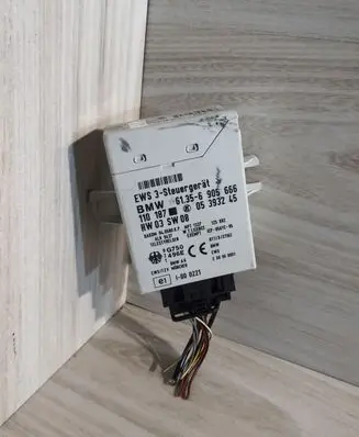 Mini One - Cooper R50 - 53 Immobilizer control unit/module 6905666