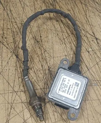 Mercedes-Benz S W222 Lambda probe sensor A0009058411