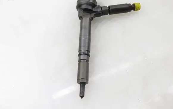 Opel Astra H Fuel injector 0445110174