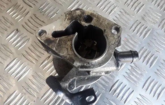 Renault Scenic II - Grand scenic II Vacuum pump 8200577807