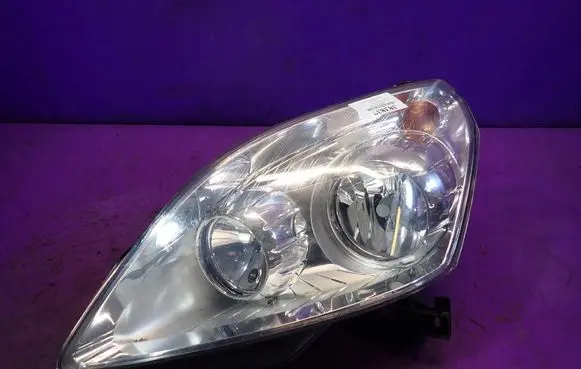 Opel Zafira B Headlight/headlamp 20A726