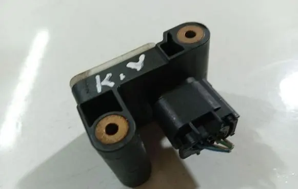 BMW X5 E70 Airbag deployment crash/impact sensor 6911003