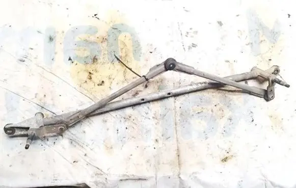 Land Rover Discovery 3 - LR3 Front wiper linkage and motor