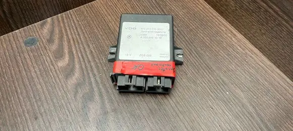 Mercedes-Benz Sprinter W901 W902 W903 W904 Door central lock control unit/module 0004461019 A0004461019 410215010001