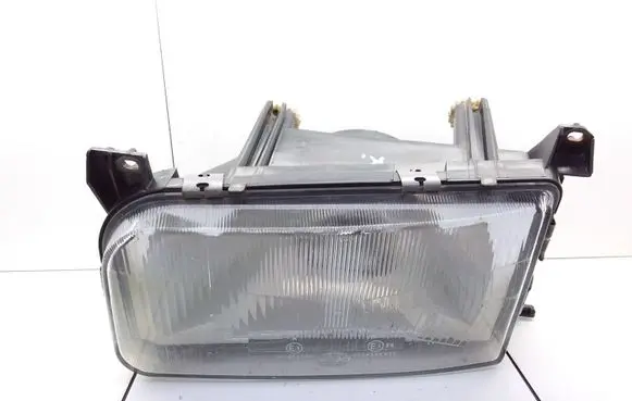 Volkswagen PASSAT B3 Headlight/headlamp 13347900 301133467 E17R0134596