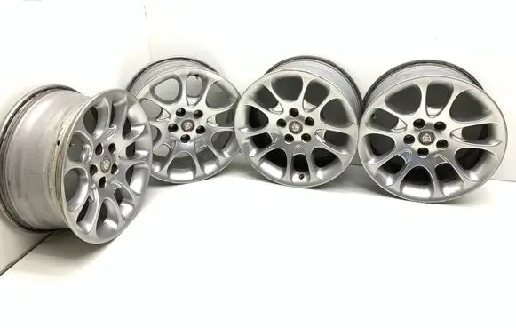Jaguar XK8 - XKR R12 alloy rim MJB6118AA 8JX18CHX33