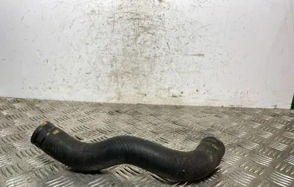 KIA Sorento Coolant pipe/hose 