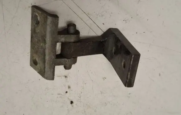 Audi A6 S6 C4 4A Front door upper hinge 4A0833481
