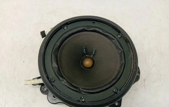 Audi A8 S8 D3 4E Rear door speaker 4E0035411H