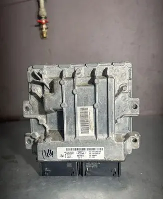 Ford Kuga II Engine control unit/module Fv6a12b684bb HU5T14F262CA FV4A12A650ar