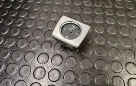 Audi A8 S8 D4 4H Clock 4H0919204Q