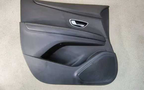 Renault Scenic IV - Grand scenic IV Coupe rear side trim panel