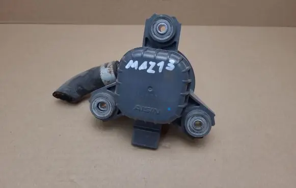 Toyota Prius+ (ZVW40) Electric auxiliary coolant/water pump G904052010