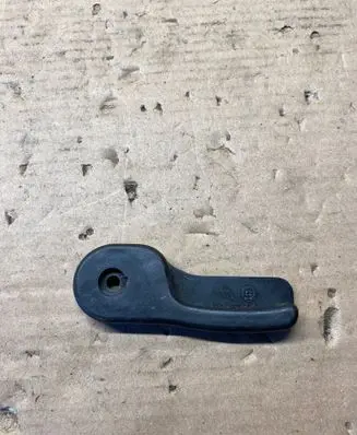BMW 5 E34 Engine bonnet (hood) release handle 51231928469