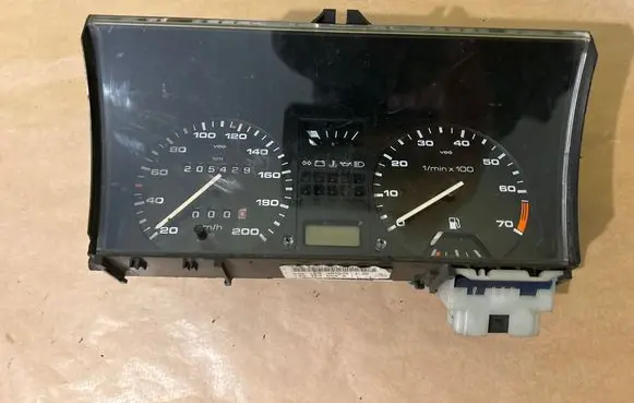 Volkswagen Golf II Speedometer (instrument cluster) 191919033LS 88481572 193919059A