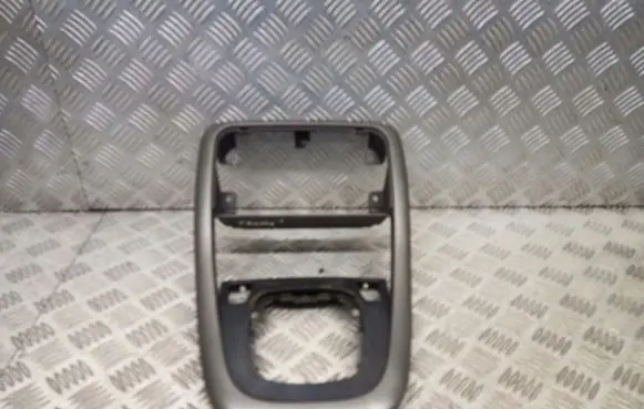 Fiat Croma Radio/GPS head unit trim 735373402