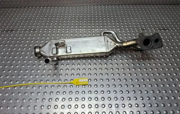 Chrysler 300 - 300C EGR valve cooler S27730412 16421400775