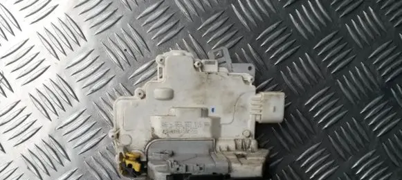 Audi A4 S4 B7 8E 8H Front door lock 8E2837016AA 8E2837016