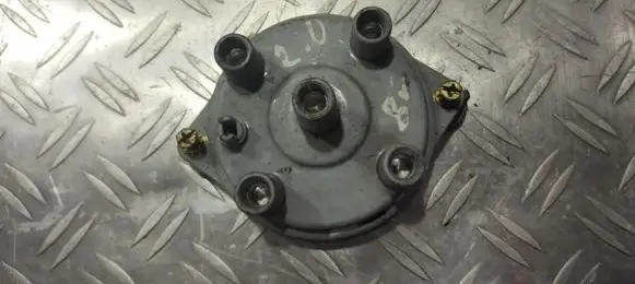 Ford Scorpio Spark distributor cap 